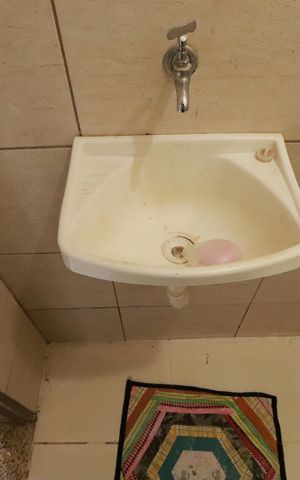 Casa para alugar com 250m², 4 quartos e 3 vagasBanheiro de serviço