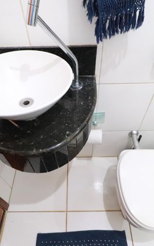 Casa para alugar com 250m², 4 quartos e 3 vagasBanheiro 1