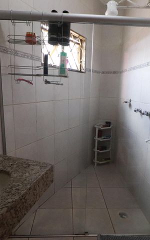 Casa para alugar com 250m², 4 quartos e 3 vagasbanheiro 1