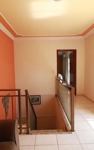 Casa para alugar com 250m², 4 quartos e 3 vagassala 2