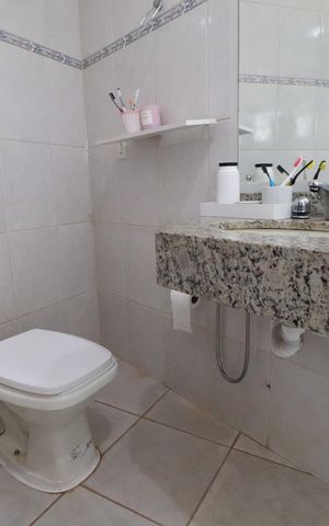 Casa para alugar com 250m², 4 quartos e 3 vagasbanheiro 1