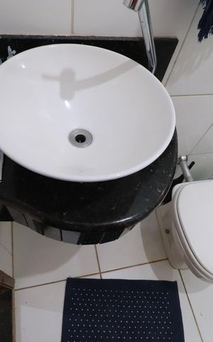 Casa para alugar com 250m², 4 quartos e 3 vagasBanheiro 1