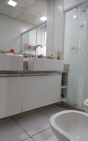 Apartamento à venda com 166m², 4 quartos e 2 vagasBanheiro da suíte 1