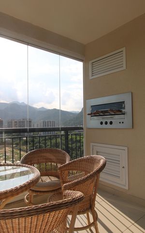 Apartamento à venda com 166m², 4 quartos e 2 vagasSala - Varanda