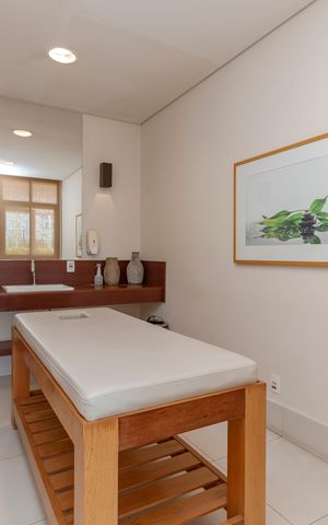 Apartamento à venda com 138m², 3 quartos e 2 vagas Apartamento à venda com 138m², 3 quartos e 2 vagasSala de Massagem