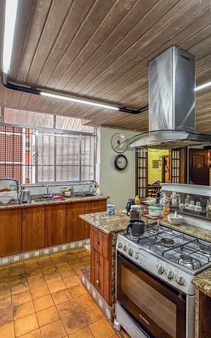 Apartamento à venda com 283m², 4 quartos e 2 vagas