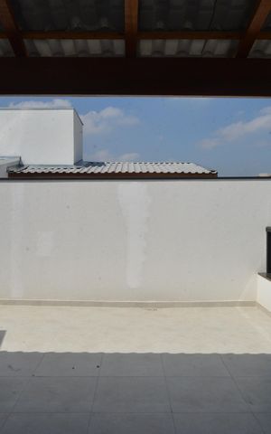 Casa à venda com 130m², 2 quartos e 4 vagasCobertura
