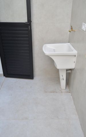 Casa à venda com 130m², 2 quartos e 4 vagasÁrea de Serviço