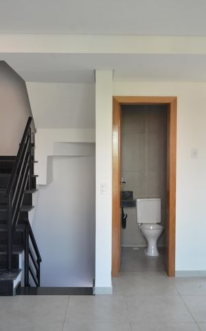 Casa à venda com 130m², 2 quartos e 4 vagasSala