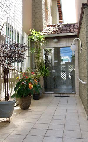Apartamento para alugar com 95m², 3 quartos e 2 vagas Apartamento para alugar com 95m², 3 quartos e 2 vagasCorredor de Entrada