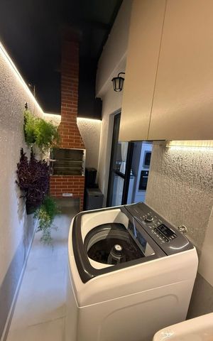 Casa à venda com 64m², 2 quartos e 1 vaga Casa à venda com 64m², 2 quartos e 1 vagaÁrea de serviço