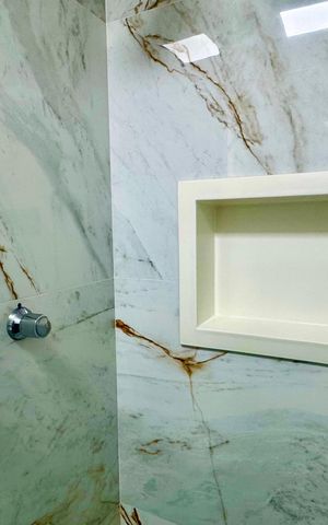 Apartamento à venda com 73m², 2 quartos e 2 vagasBanheiro 2
