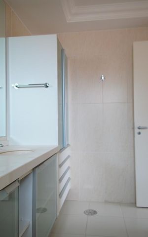 Apartamento para alugar com 163m², 2 quartos e 2 vagasBanheiro da Suíte 1