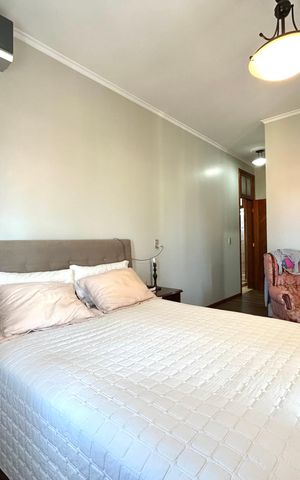 Casa para alugar com 374m², 6 quartos e 6 vagas Casa para alugar com 374m², 6 quartos e 6 vagasSuíte