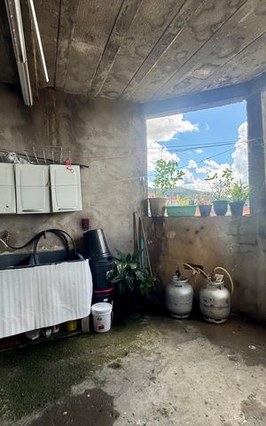 Casa para alugar com 180m², 3 quartos e 1 vaga Casa para alugar com 180m², 3 quartos e 1 vagaÁrea de Serviço