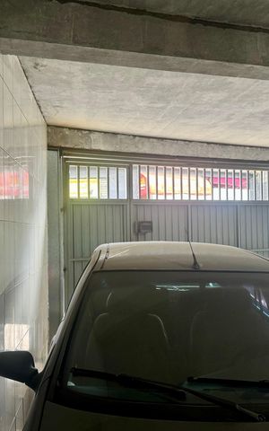 Casa para alugar com 180m², 3 quartos e 1 vaga Casa para alugar com 180m², 3 quartos e 1 vagaGaragem
