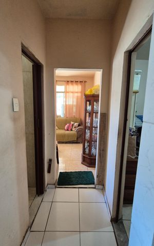 Casa à venda com 67m², 2 quartos e sem vagaCorredor