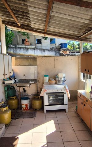 Casa à venda com 67m², 2 quartos e sem vagaÁrea comum