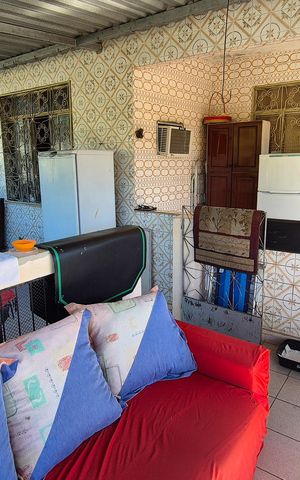 Casa à venda com 67m², 2 quartos e sem vagaÁrea comum e varanda