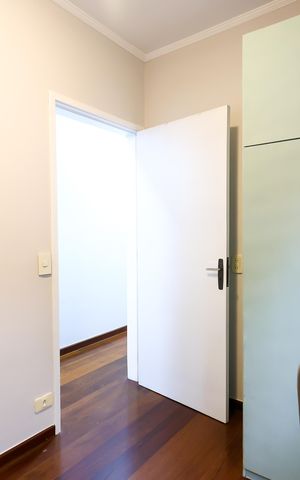 Casa de condomínio à venda com 220m², 4 quartos e 2 vagas Casa de condomínio à venda com 220m², 4 quartos e 2 vagasquarto 2
