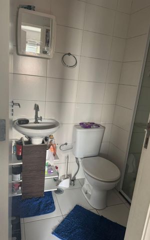 Apartamento à venda com 49m², 2 quartos e 1 vaga Apartamento à venda com 49m², 2 quartos e 1 vagaBanheiro
