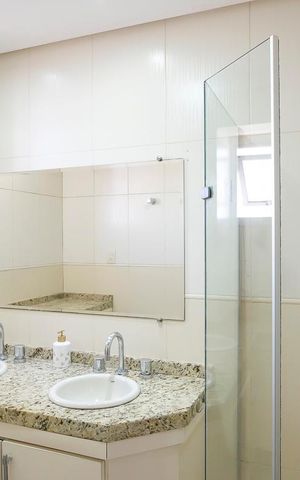 Apartamento à venda com 188m², 3 quartos e 2 vagasBanheiro da suíte