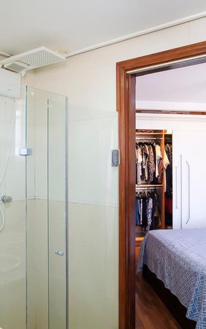 Apartamento à venda com 188m², 3 quartos e 2 vagasBanheiro da suíte