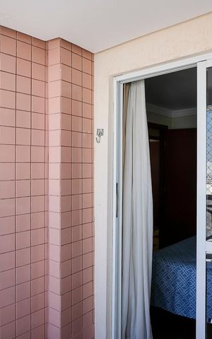 Apartamento à venda com 188m², 3 quartos e 2 vagasVaranda da suíte
