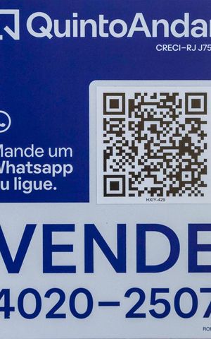 Apartamento à venda com 85m², 2 quartos e 1 vaga Apartamento à venda com 85m², 2 quartos e 1 vagaPlaca