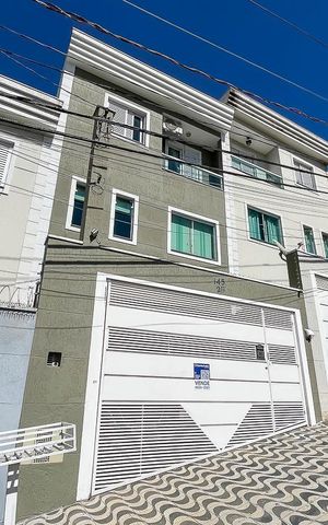 Casa à venda com 123m², 3 quartos e 2 vagasFachada + plaquinha