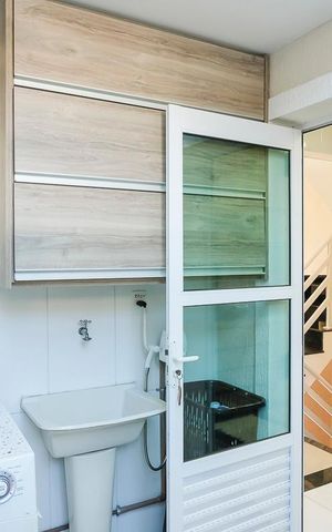 Casa à venda com 123m², 3 quartos e 2 vagasÁrea de serviço