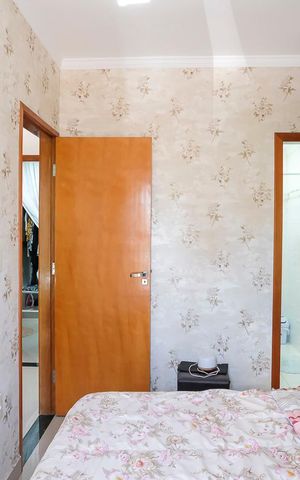 Casa à venda com 123m², 3 quartos e 2 vagasSuíte