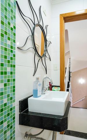Casa à venda com 123m², 3 quartos e 2 vagasLavabo