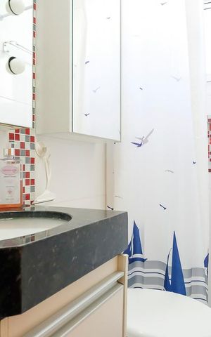 Casa à venda com 123m², 3 quartos e 2 vagasBanheiro da suíte