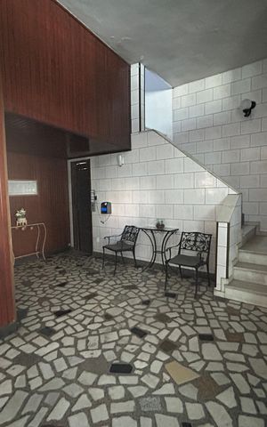 Apartamento à venda com 75m², 2 quartos e 1 vagaHall de entrada
