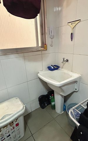 Apartamento à venda com 75m², 2 quartos e 1 vagaÁrea de Serviço
