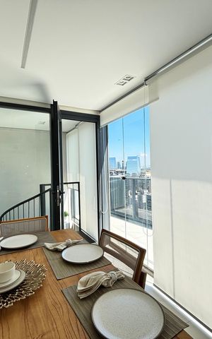 Studio à venda com 77m², 1 quarto e 1 vaga Studio à venda com 77m², 1 quarto e 1 vagaCobertura