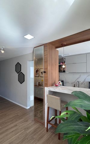 Apartamento à venda com 200m², 3 quartos e 2 vagas Apartamento à venda com 200m², 3 quartos e 2 vagasSala