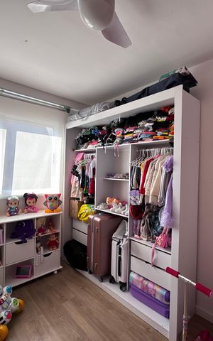 Apartamento à venda com 200m², 3 quartos e 2 vagas Apartamento à venda com 200m², 3 quartos e 2 vagasQuarto 1