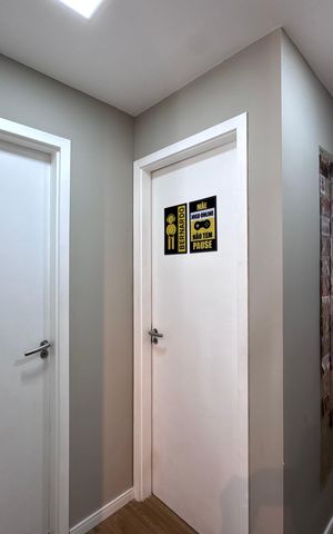 Apartamento à venda com 200m², 3 quartos e 2 vagas Apartamento à venda com 200m², 3 quartos e 2 vagasCorredor