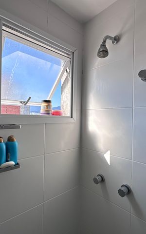 Apartamento à venda com 200m², 3 quartos e 2 vagas Apartamento à venda com 200m², 3 quartos e 2 vagasSuíte - Banheiro