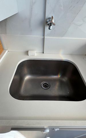 Apartamento à venda com 200m², 3 quartos e 2 vagas Apartamento à venda com 200m², 3 quartos e 2 vagasCozinha e Área de Serviço