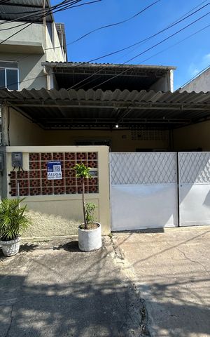 Casa para alugar com 70m², 1 quarto e 1 vagaFachada+ plaquinha