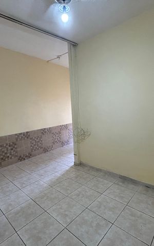 Casa para alugar com 70m², 1 quarto e 1 vagaSala