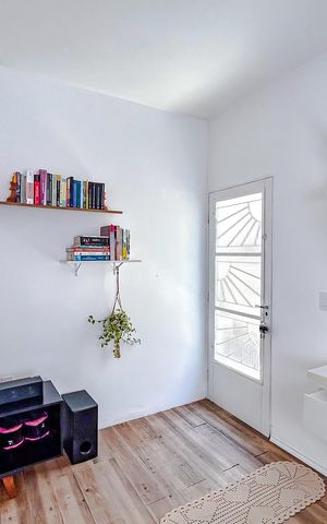 Casa à venda com 320m², 5 quartos e 6 vagasSala - Casa 2