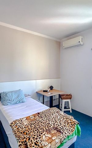 Casa à venda com 320m², 5 quartos e 6 vagasSuite 1 - Casa 1