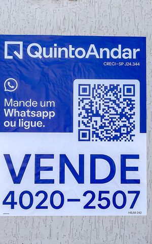 Casa à venda com 320m², 5 quartos e 6 vagasPlaquinha