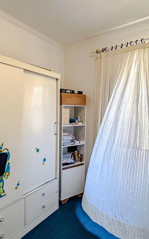 Casa à venda com 320m², 5 quartos e 6 vagasQuarto 2 - Casa 1