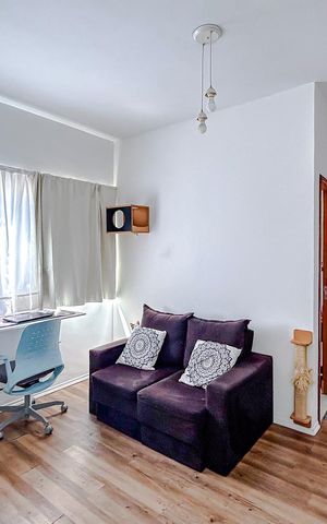 Casa à venda com 320m², 5 quartos e 6 vagasSala - Casa 2