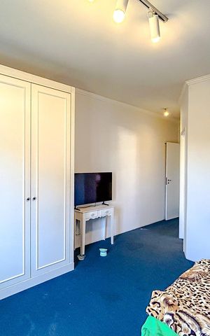 Casa à venda com 320m², 5 quartos e 6 vagasSuite 1 - Casa 1